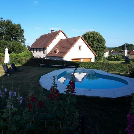 Chez Nathalie Et Jean Claude Hotel Saint-Marc-à-Frongier Kültér fotó